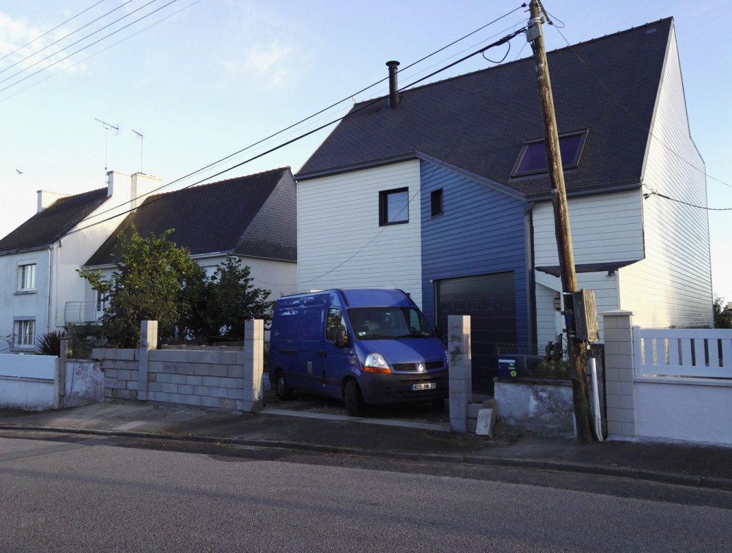 05/08/16 : 10 ans, je lui fait un mur pour son parking