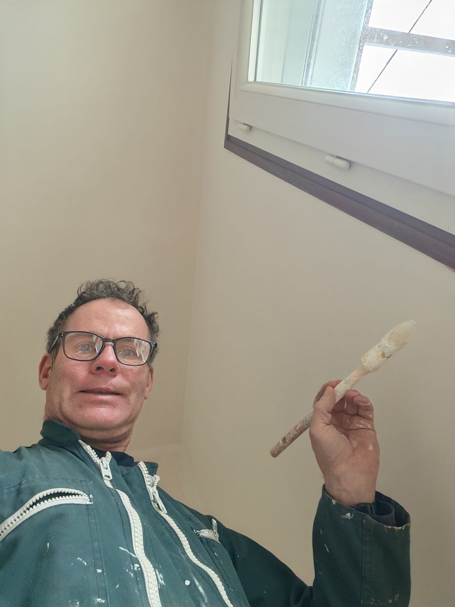 Sous-couche de peinture le jeudi