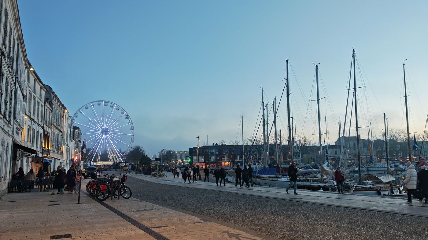 Le port et la grande roue