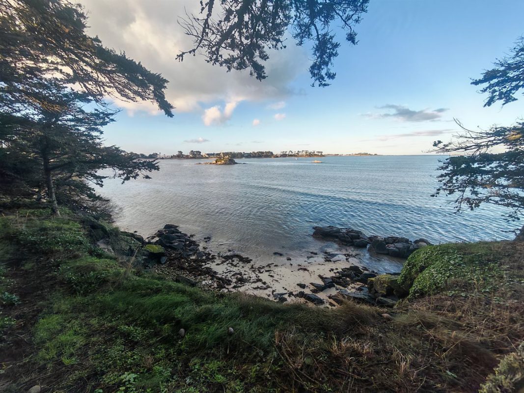 Descente sur la plage