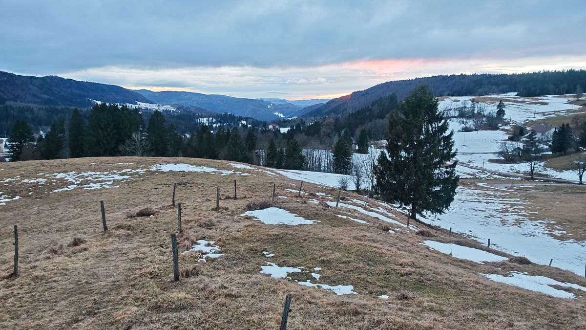 Je redescend vers la vallée de Bellefontaine