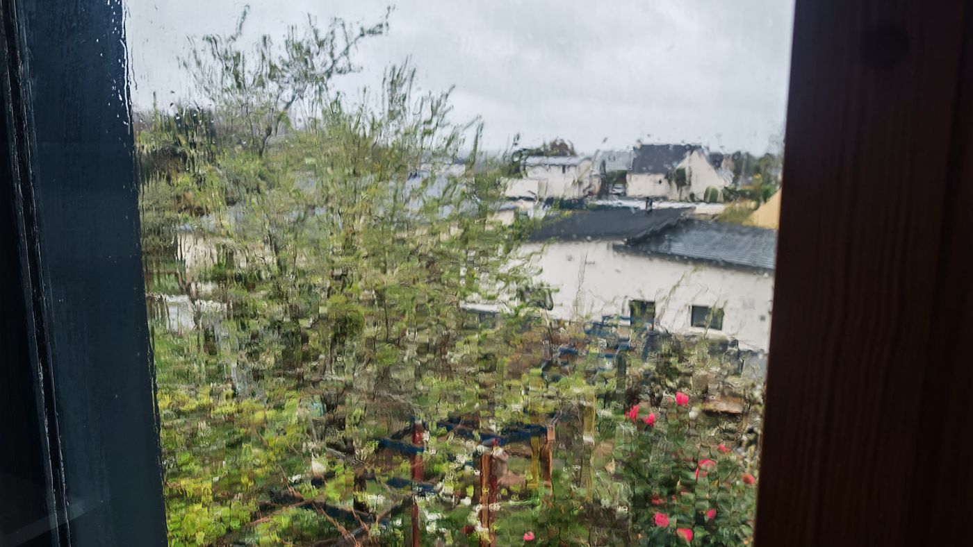 03/04 : Dernier jours de pluie du mois : on reste faire du Lego !