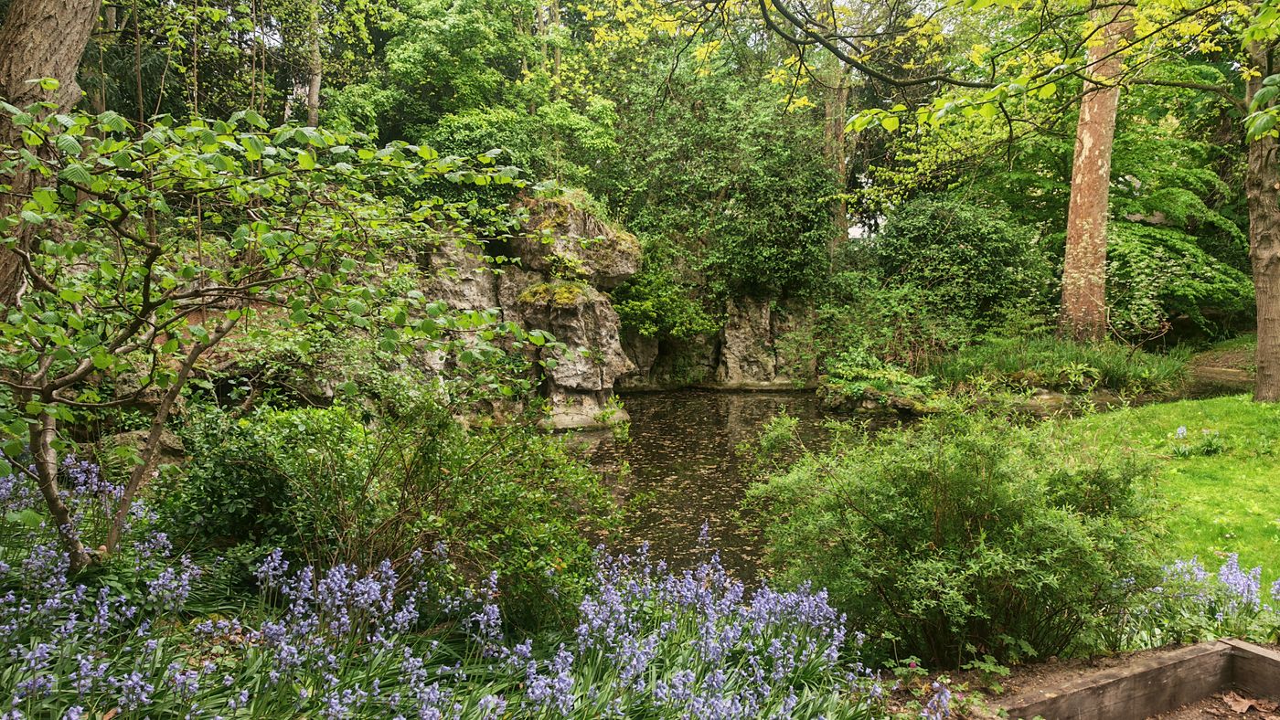 Et enfin les jardin anglais et ses rochers et passerelles