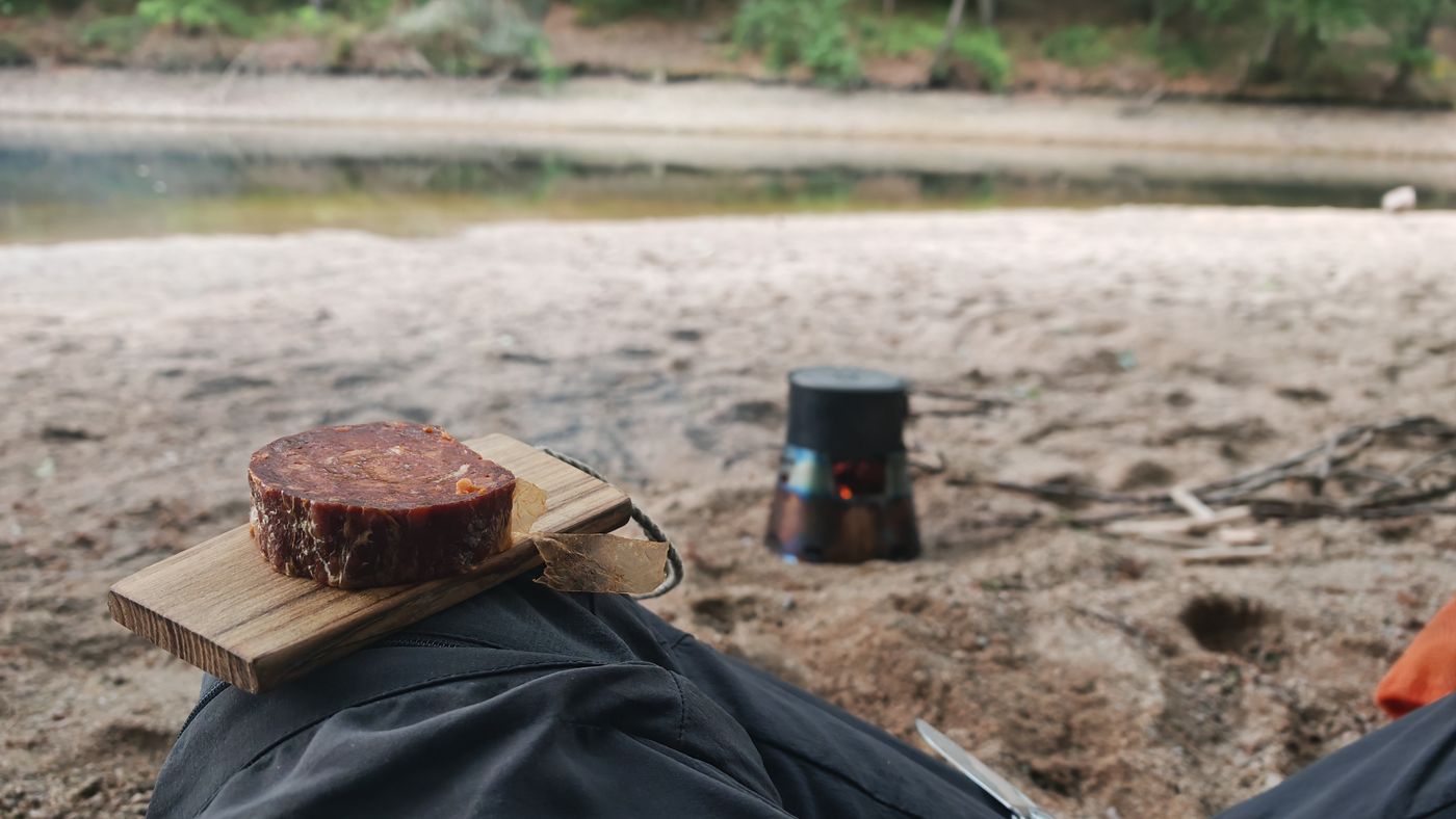 20h15 : Chorizo en attendant le repas en bord de Loire