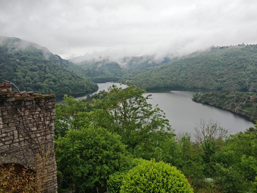 Nuages bas sur la Loire