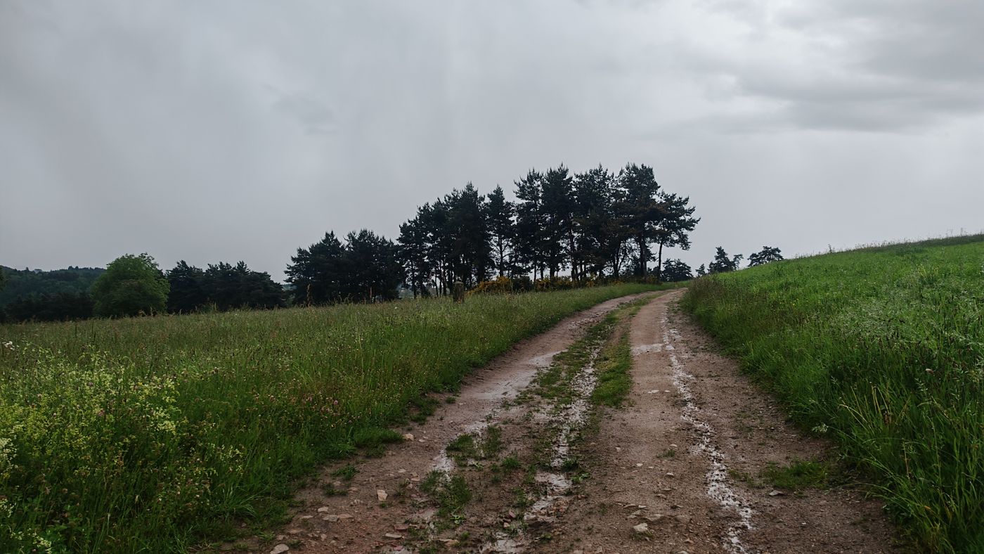 Grosse montée sous les averses