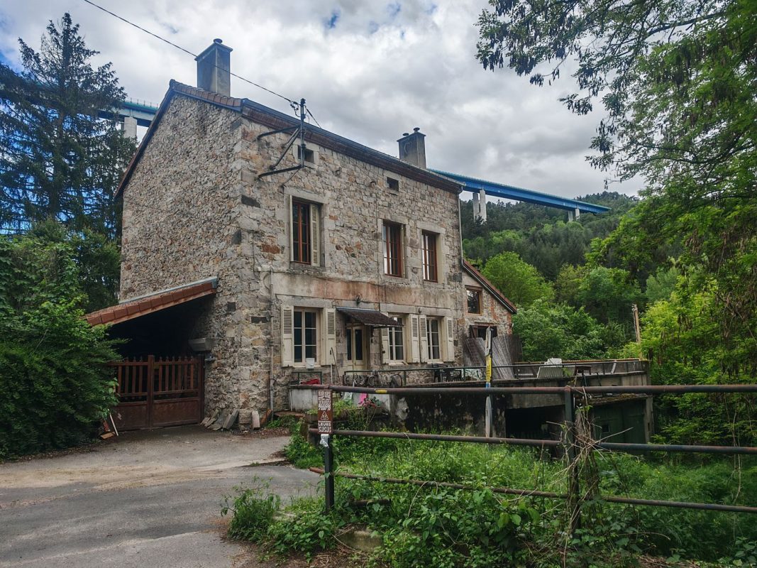 Encore une maison