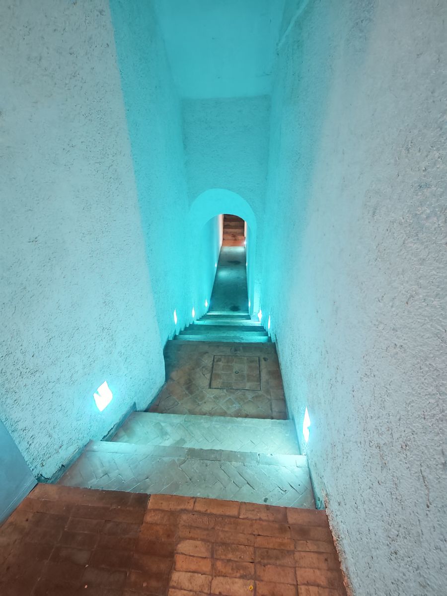 Descente sous la terre