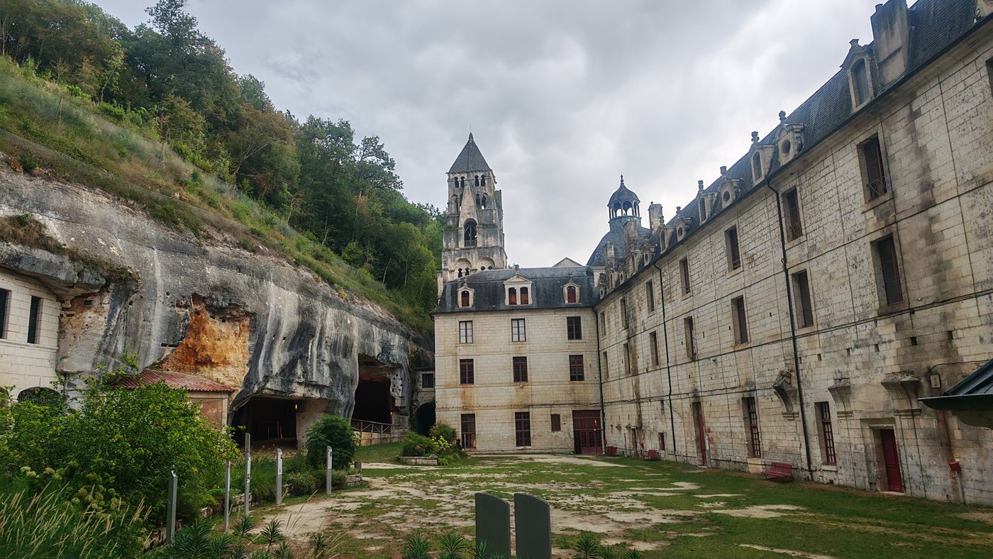 L'arrière du bâtiment