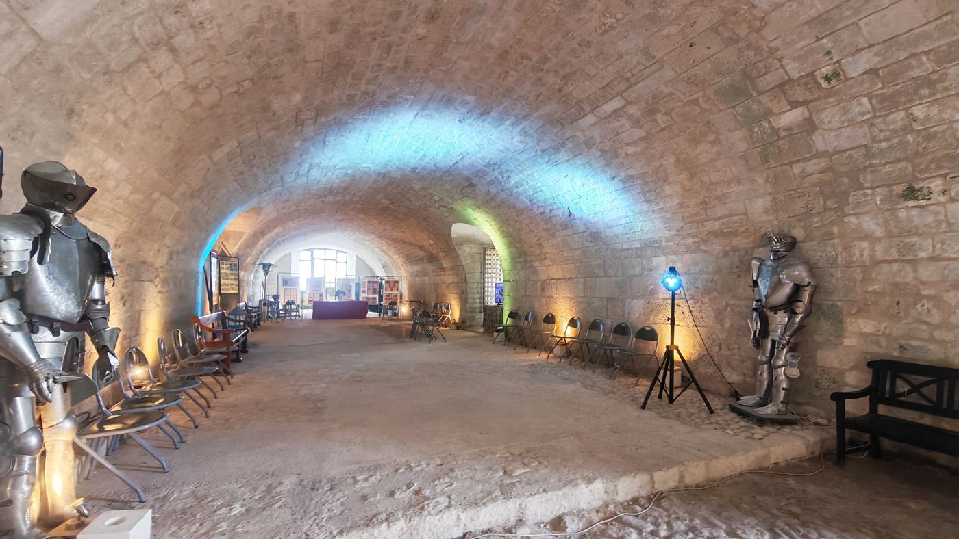 Une salle voutée